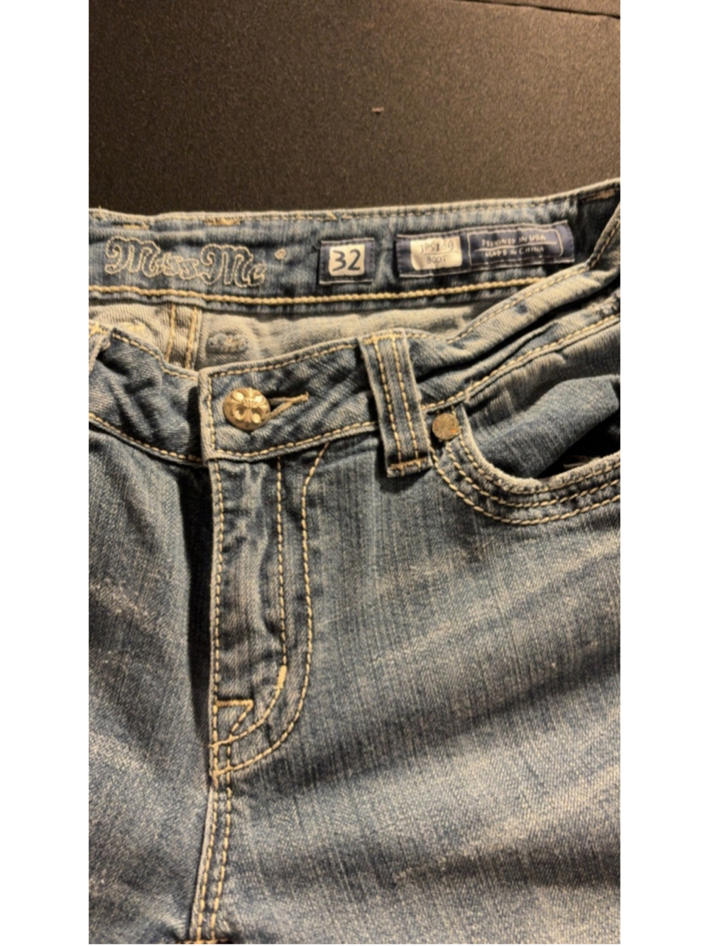 Miss Me Bootcut Jeans Size 32 JPS109 Mid-Rise Blue Wash Denim Y2K